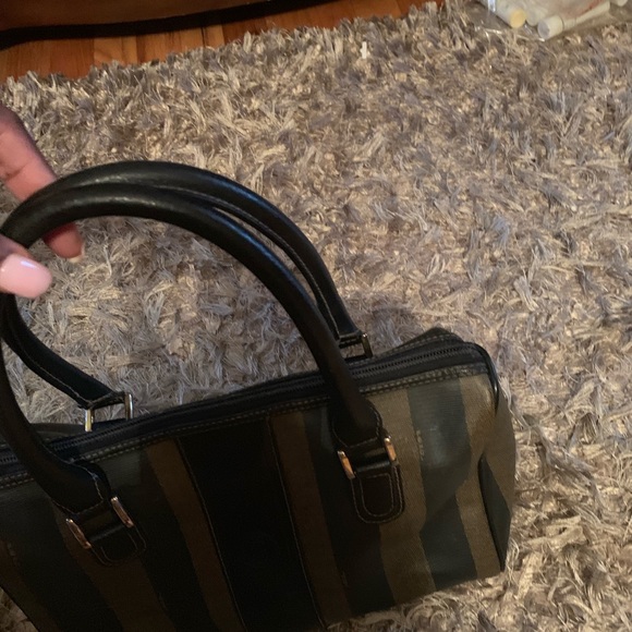 Fendi - Picture 3 of 3